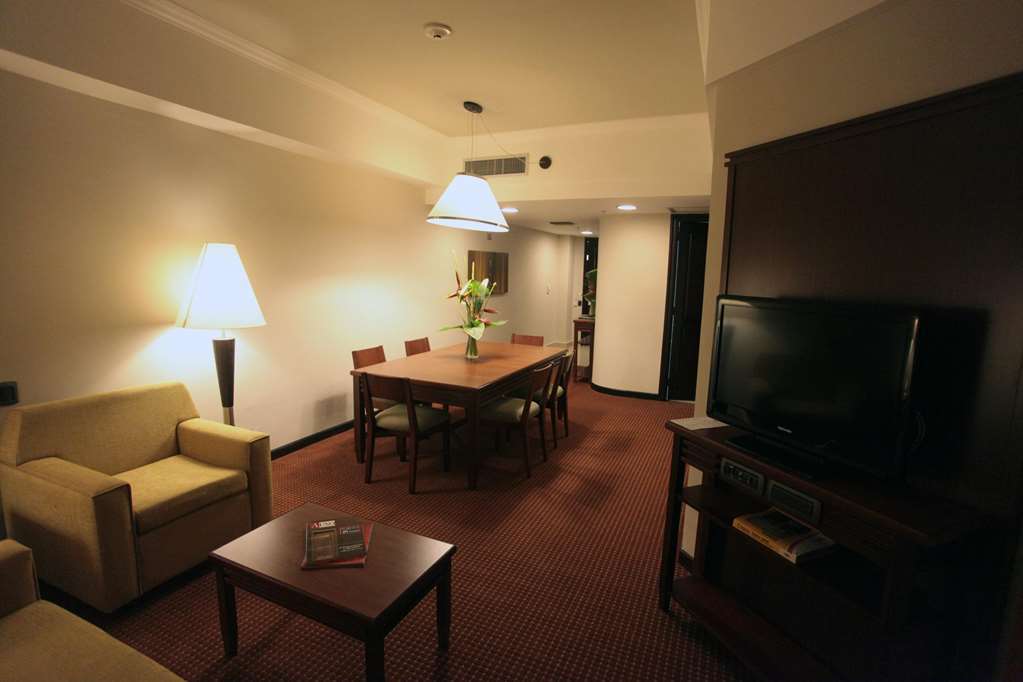 Executive Suites Valencia Zimmer foto